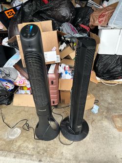 2 working fans honeywell and vornado no remotes