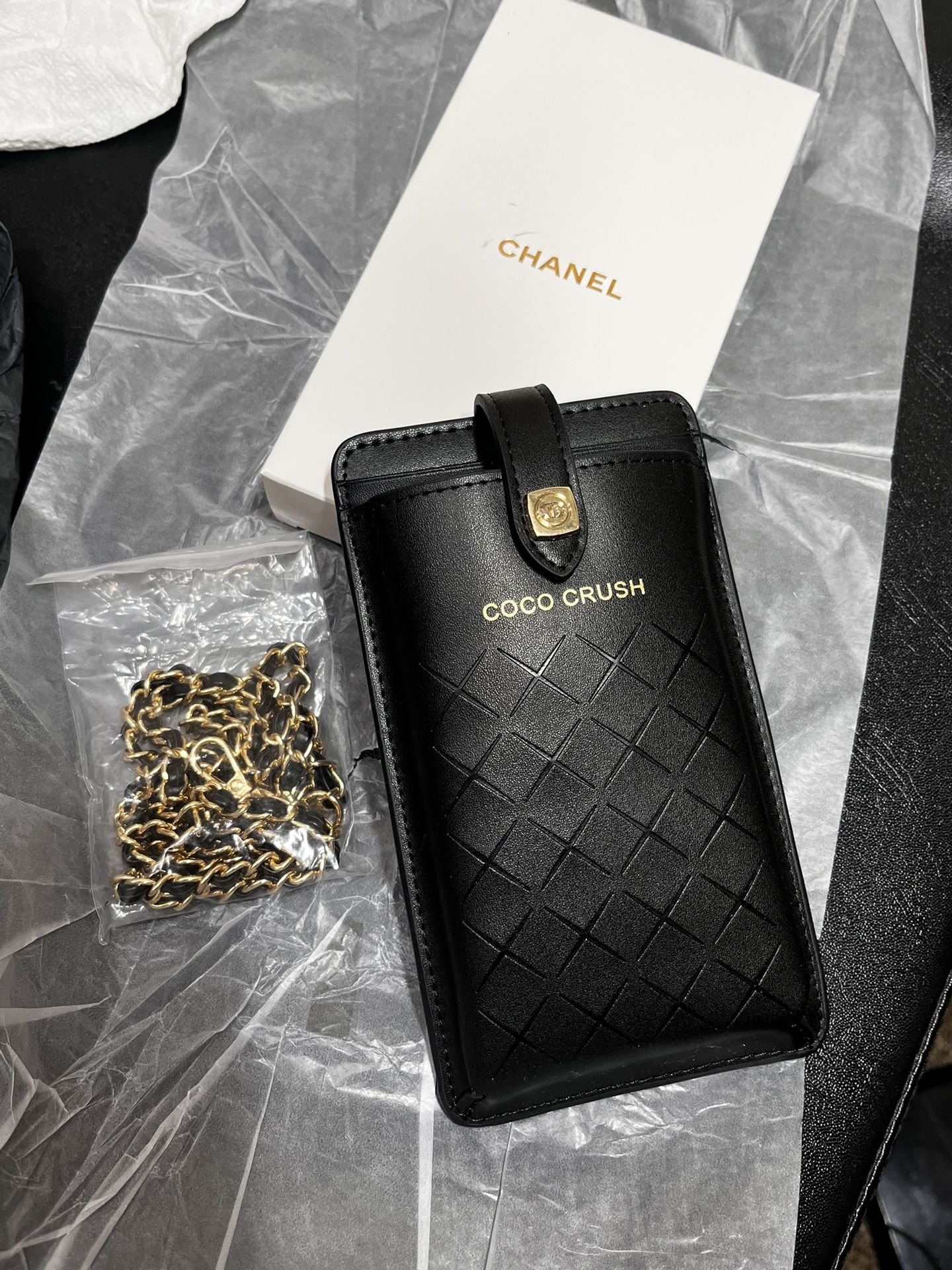 Chanel Crossbody Crush Phone Purse W/2 Card Slots Black