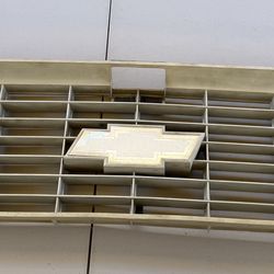 1973 Chevy C10  stock front grill