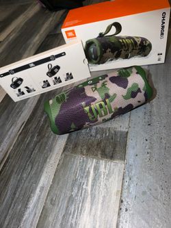 JBL CHARGE 6