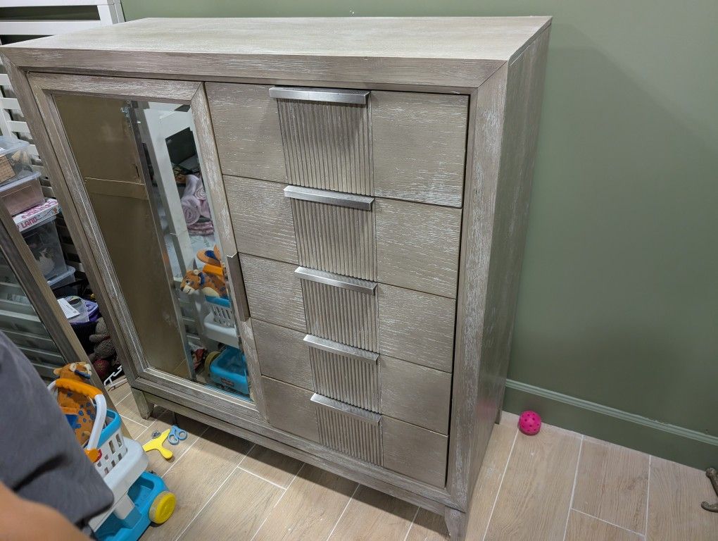 Gray Bureau Dresser With Mirror