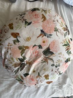 Newborn lounger
