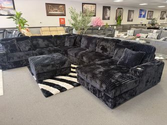 Black Sofa Sectional w/ Free Ottoman