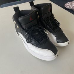 Jordan 12 Playoffs Size 9