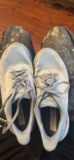 Hoka Runner Shoes 8.5