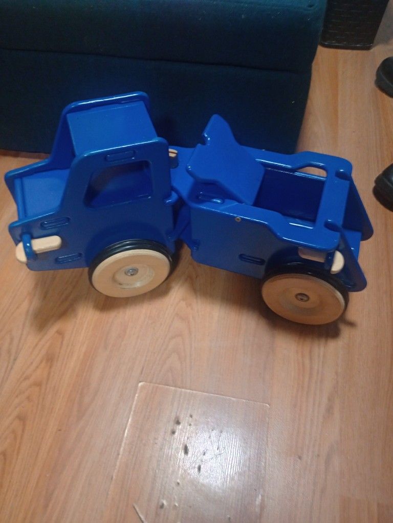 Wooden Jointed Toddler Riding Truck