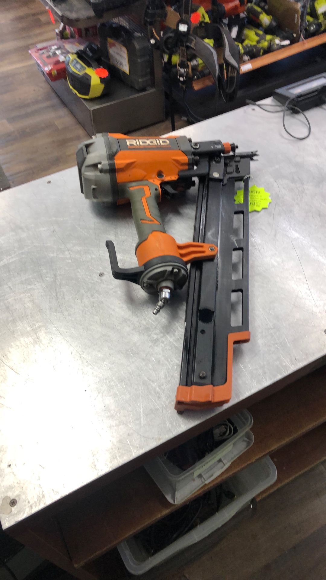 96091 Ridgid R350RHF Air Pneumatic 21degree 3-1/2” Round Head Framing Nailer 580845