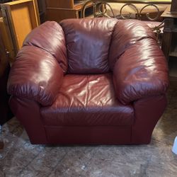 Like New Condition real Italian leather Armchair 