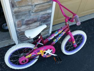 Huffy lil girls bike