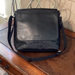 Beauty Black Authentic Leather Coach Messenger/cross Body Bag