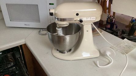 Older Kitchen aide mixer