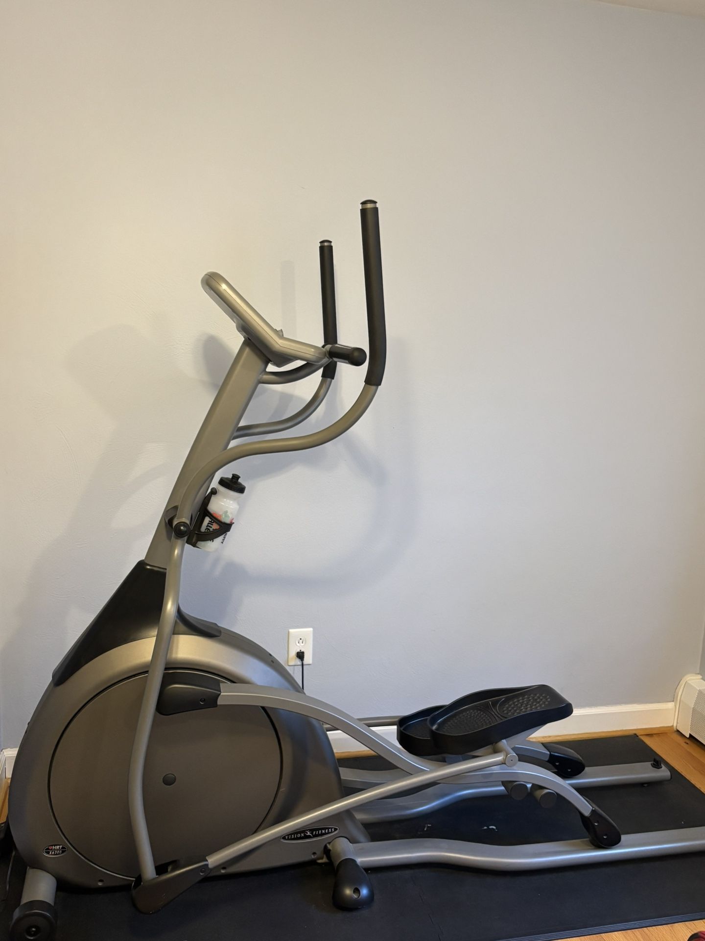 Elliptical By Vision Fitness