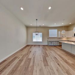 709 Carriage Knolls Dr, Houston, TX, 77008