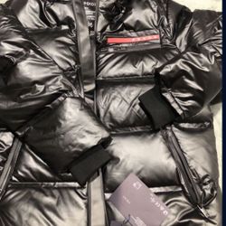 Black Bubble Jacket.  S,m,l,xl