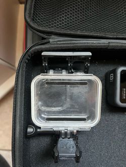 Go pro hero 8 and waterproof casing