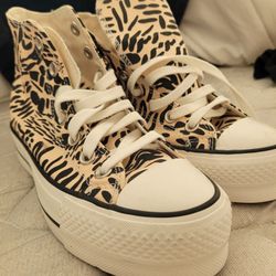 All Star Converse Size 5