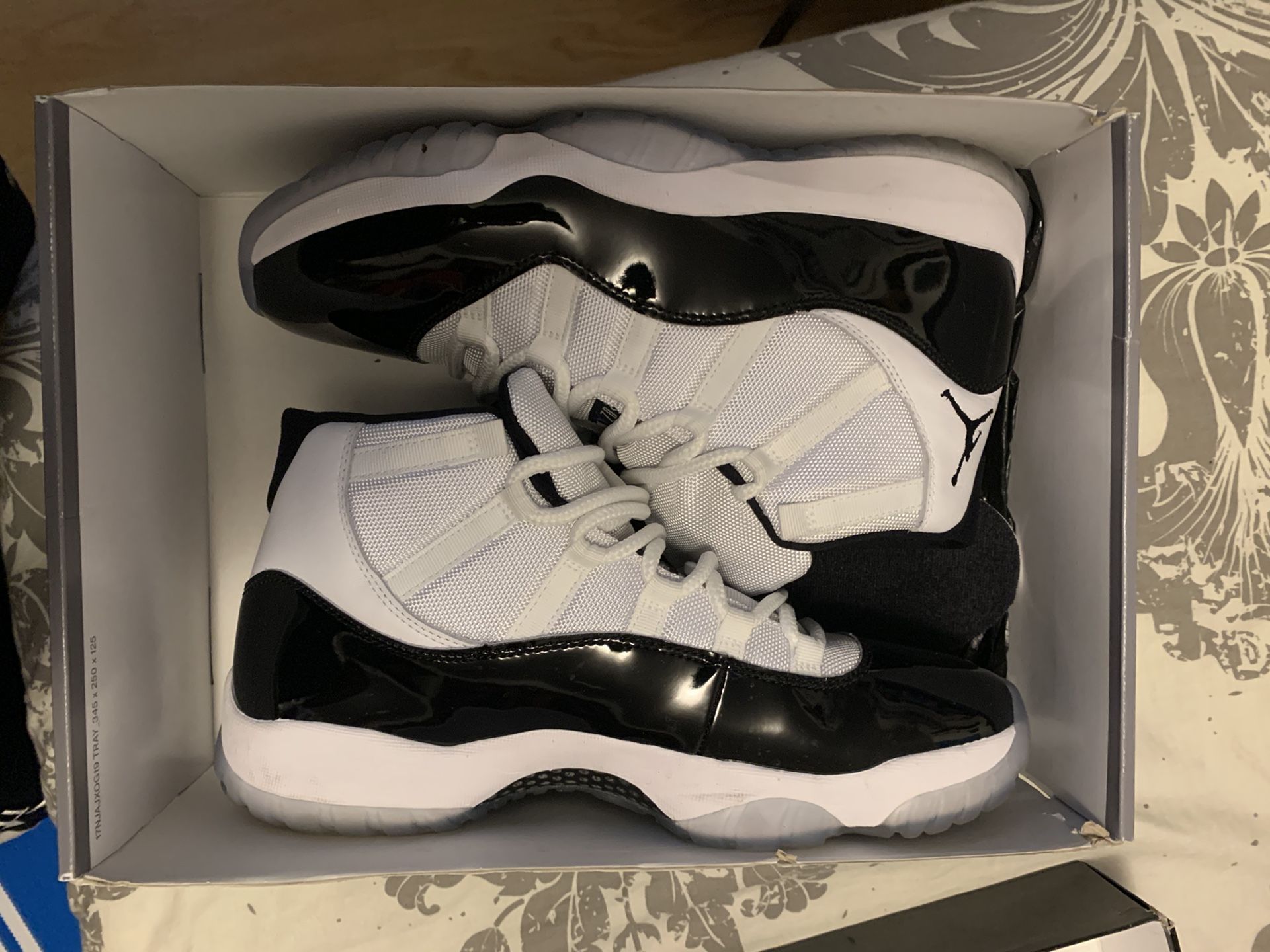 Jordan 11 concord size 11