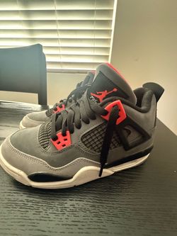Air Jordan 4 Retro Infrared Sneakers