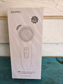 Facial Cleansing Brush