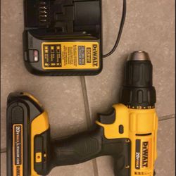 Dewalt Drill Kit 