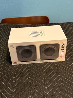 Mitchell Acoustics uStream Go! Bluetooth Stereo Speakers