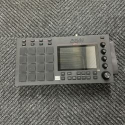 **AKAI MPC Live 1!!**