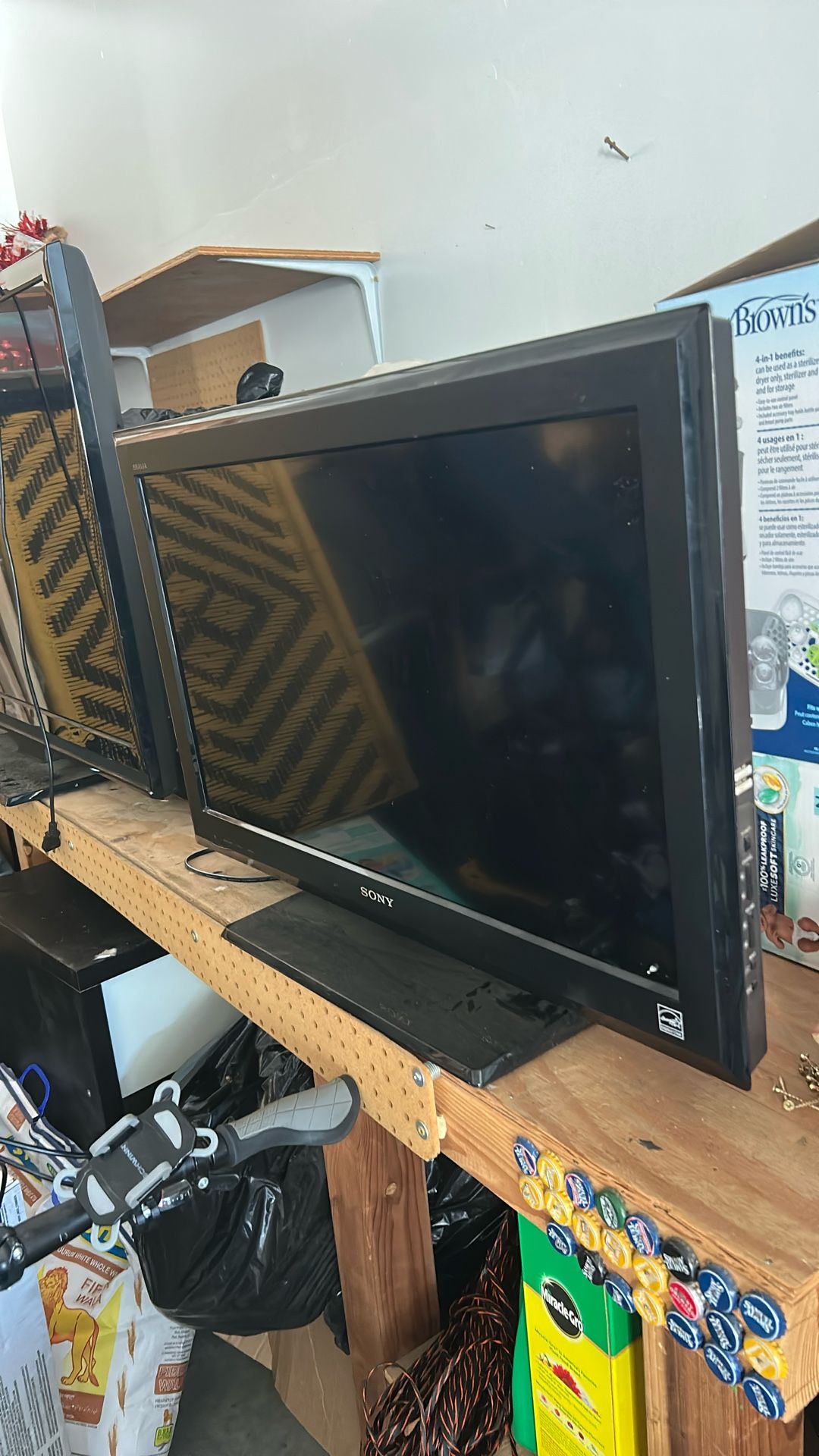 2 TVs  55” & 30”