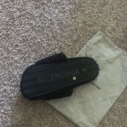 Balenciaga slides
