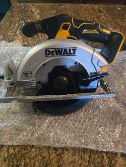 DEWALT 20v Brushless max nuevo tool only