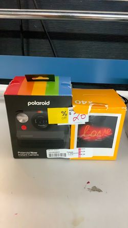 POLAROID CAMERA