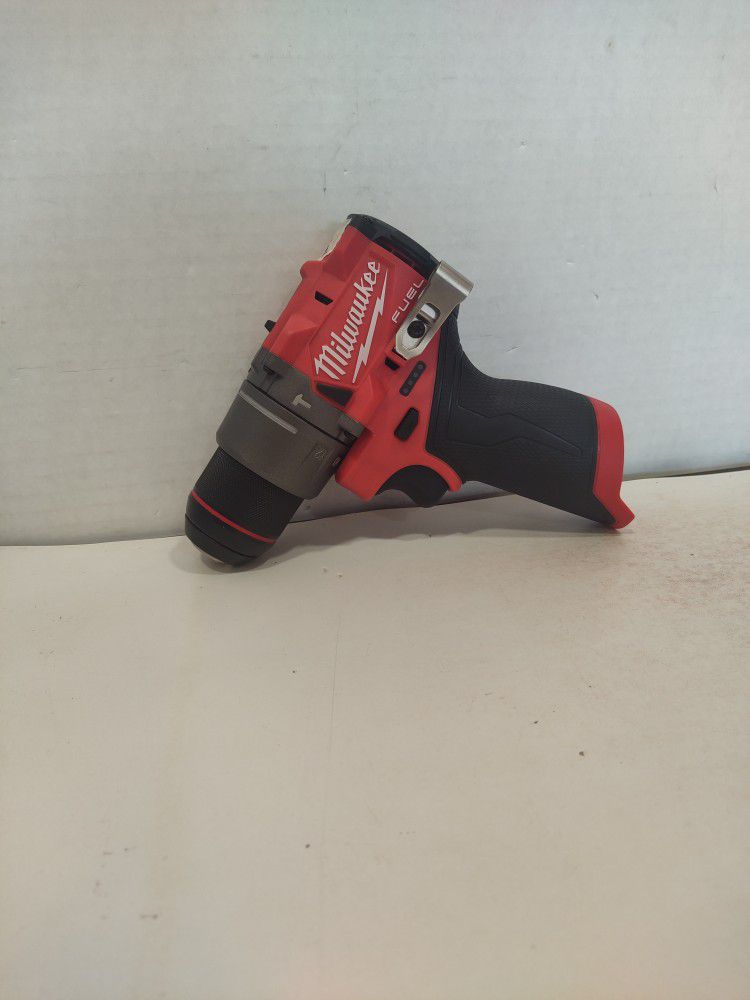 Ta-107 Milwaukee M12 Fuel Brushless 1/2" Hammer Drill/Driver (Tool Only)