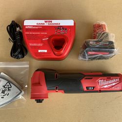 Milwaukee M12 FUEL 12V Lithium-Ion Cordless Oscillating Multi-Tool Kit with 4.0 Ah Battery, Charger, Accessories and Tool Bag