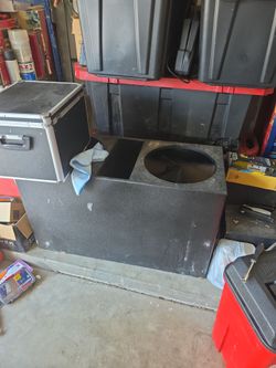 Dual 15 in. Subwoofer box