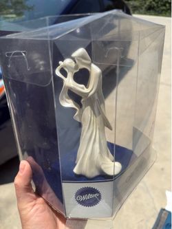 Wedding cake topper