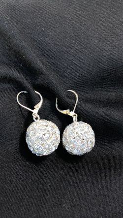 Bling Bling Faux diamond earrings