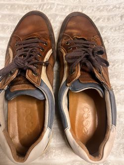 Ecco Sneakers 
