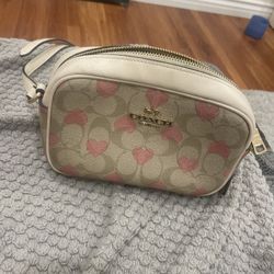 Coach Heart Print Hand Bag 