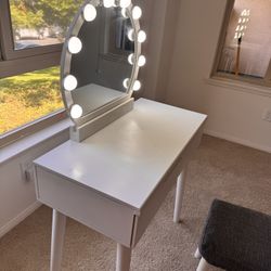 Vanity With Lights And Stool  