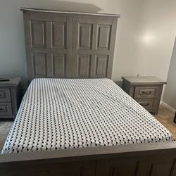 Modern Bedroom Set 