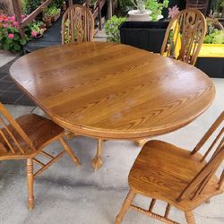 Solid Oak Dining Table W/4 Chairs And Leaf