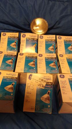 New - 3 year life Indoor floodlight 48 watt--850 lumens light bulbs Store picked at 20.99 ea.