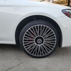 20"new Staggerd Wheels With New Tires For MERCEDES E400
