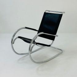 FASEM BAUHAUS ROCKING CHAIR
Made in Italy