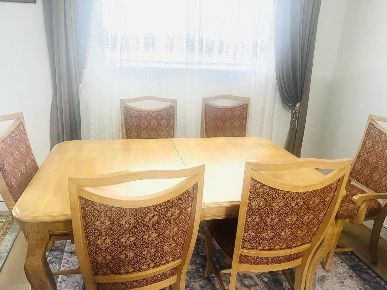 Dinner Set snd TV Stand