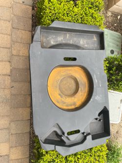 2nd gen Lexus GS trunk spare cover