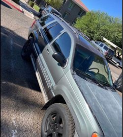 2004 Jeep Cherokee