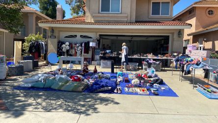 Huge family garage sale!!!!!