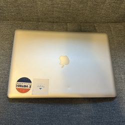 MacBook Pro 13.3 Inches