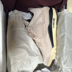 Jordan 4 