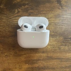 Airpod’s 3rd gen